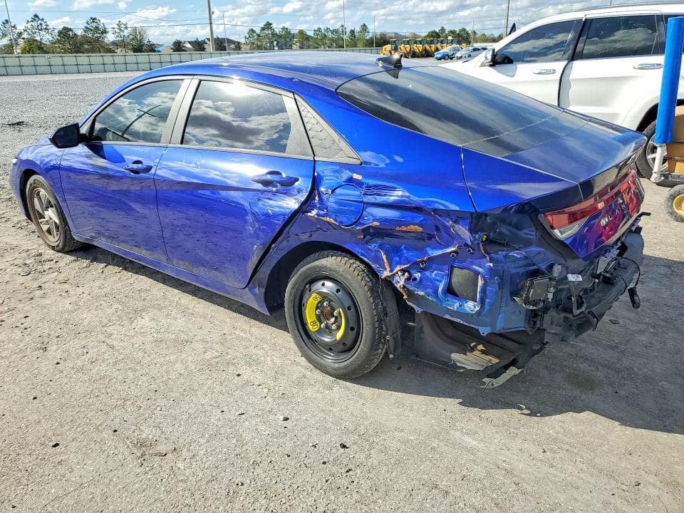 2024 HYUNDAI ELANTRA SE 2