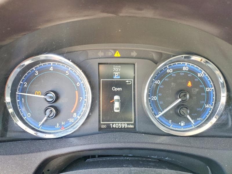 2018 TOYOTA COROLLA SE SE 9