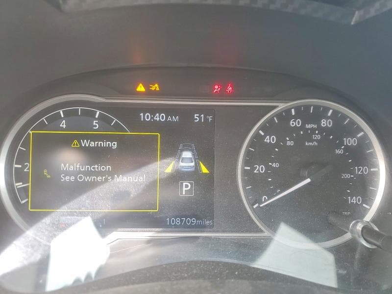 2021 NISSAN VERSA SV 9