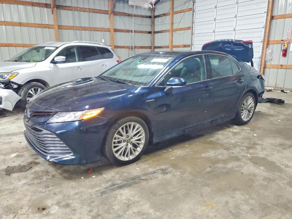 2020 TOYOTA CAMRY HYBRID XLE - 1
