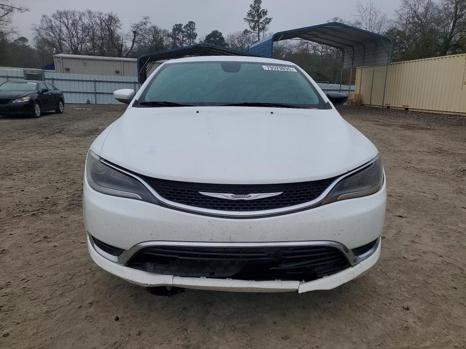 2017 CHRYSLER 200 5