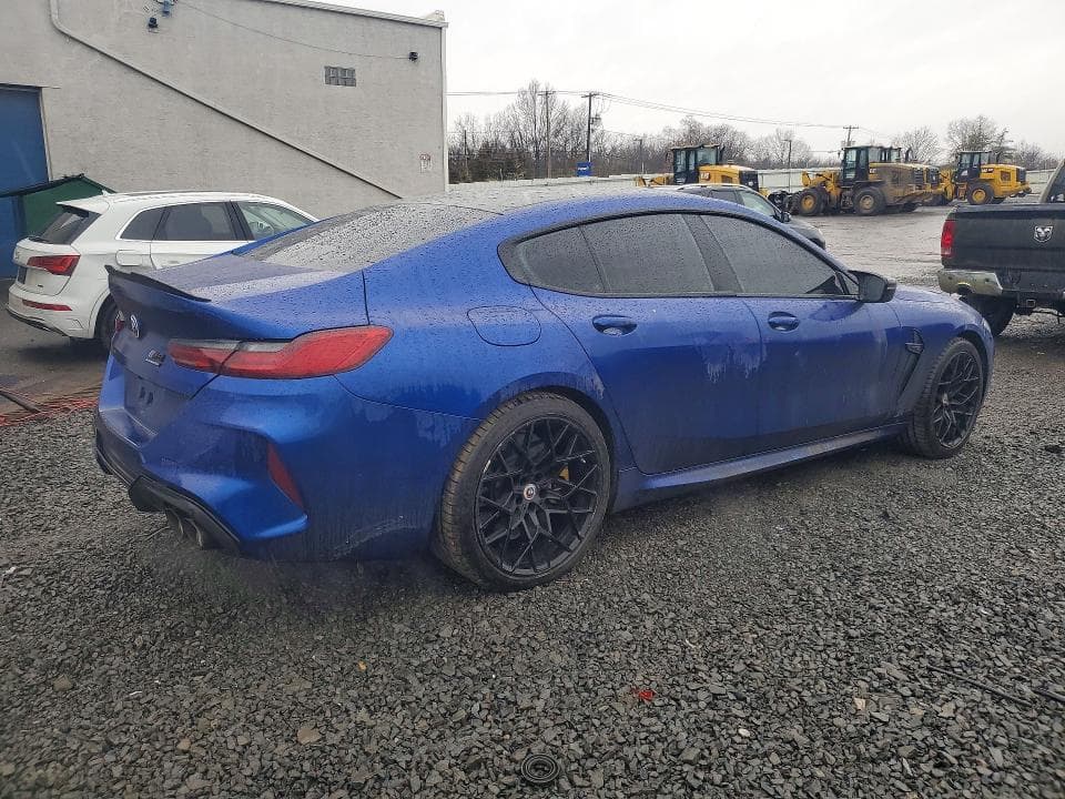 2023 BMW M8 3