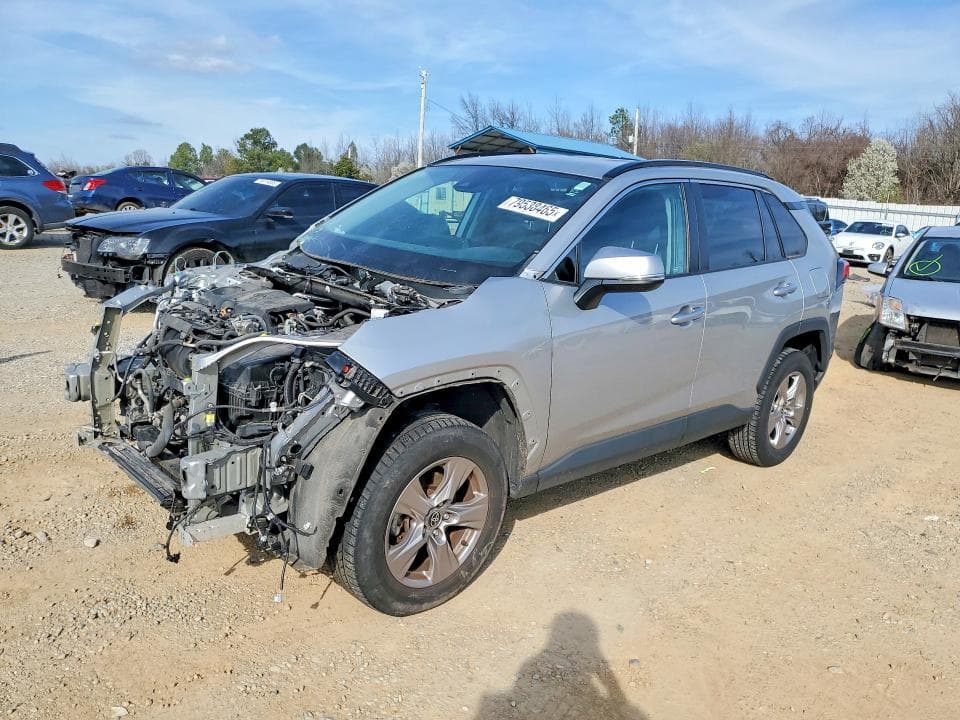2022 TOYOTA RAV4 XLE - 1