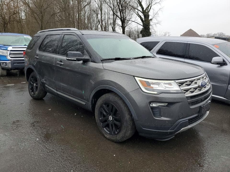 2018 FORD EXPLORER XLT 4