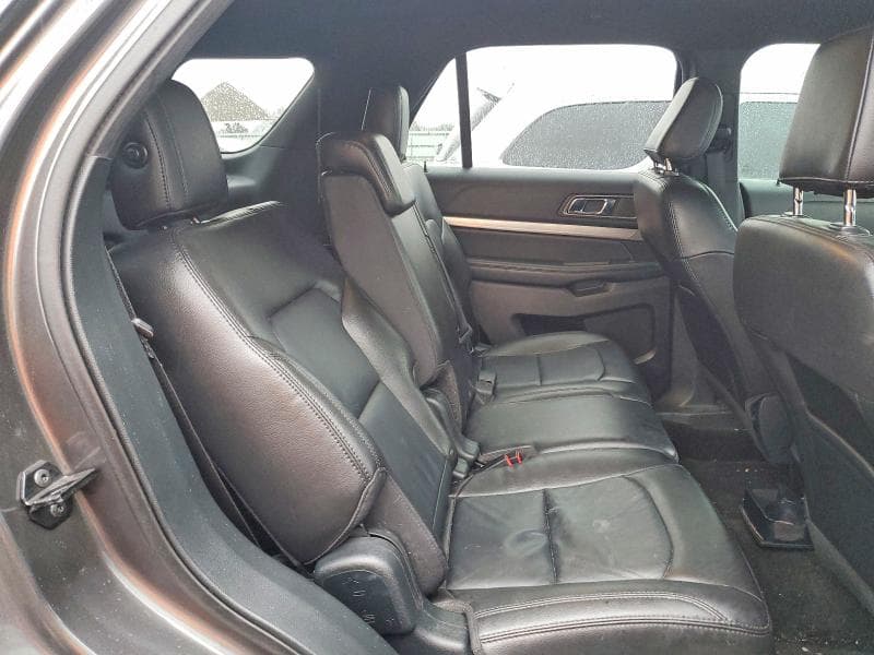 2018 FORD EXPLORER XLT 10