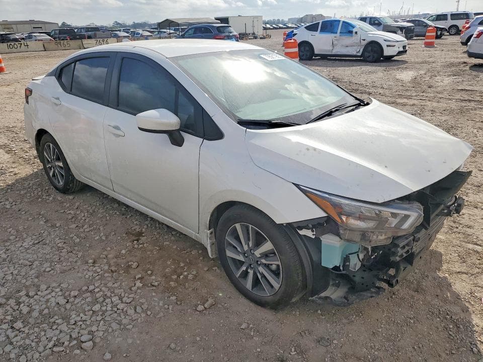 2025 NISSAN VERSA SV 4