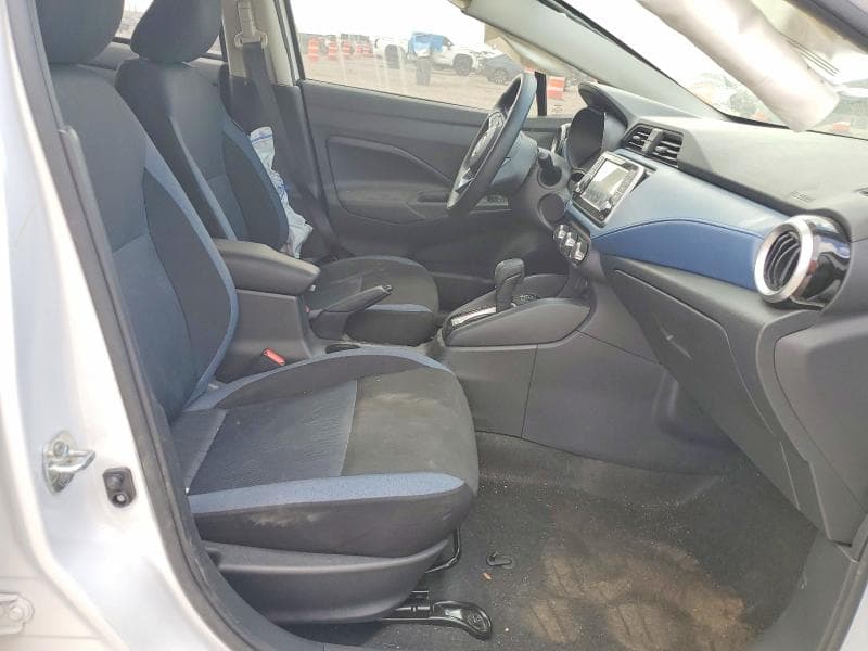 2025 NISSAN VERSA SV 7