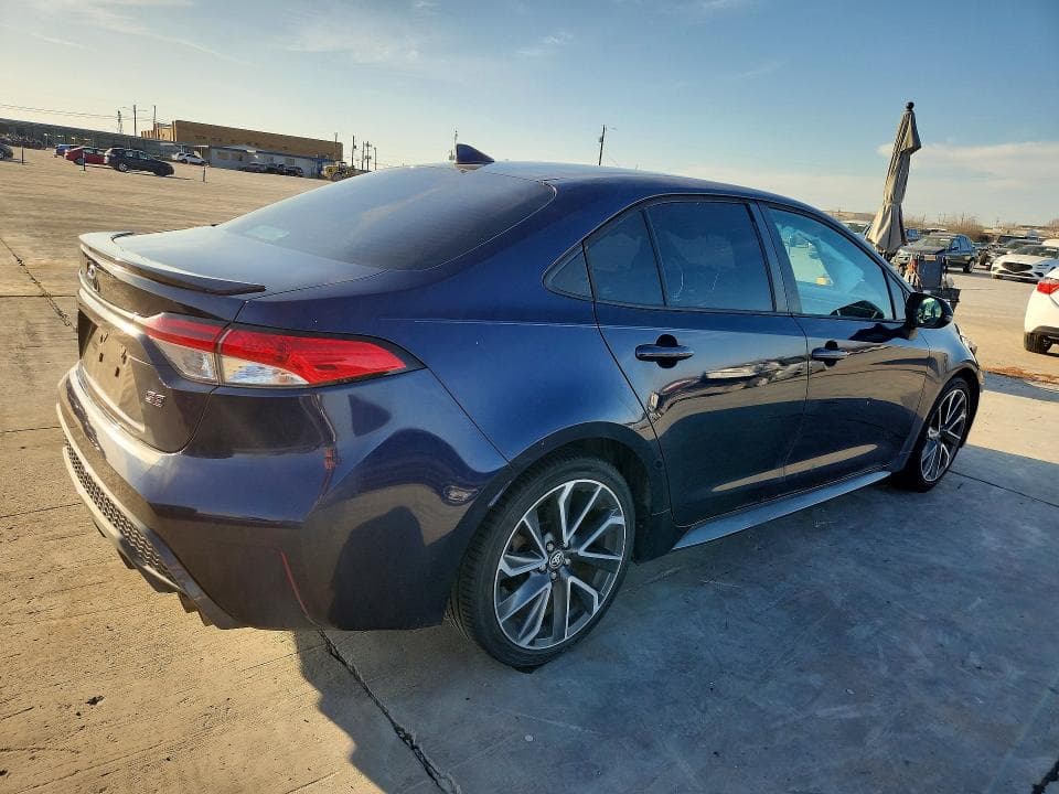 2020 TOYOTA COROLLA SE 3