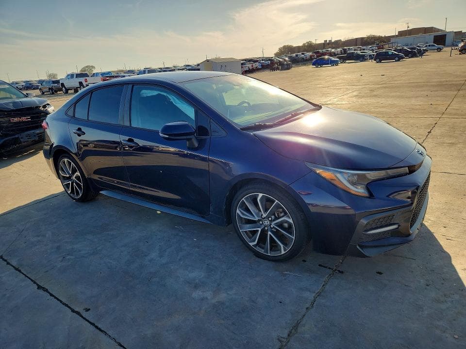 2020 TOYOTA COROLLA SE 4