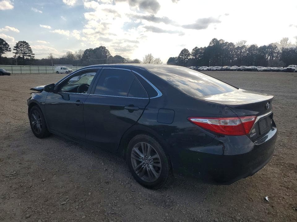 2017 TOYOTA CAMRY SE SE 2