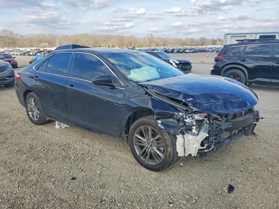 2017 TOYOTA CAMRY SE SE 4