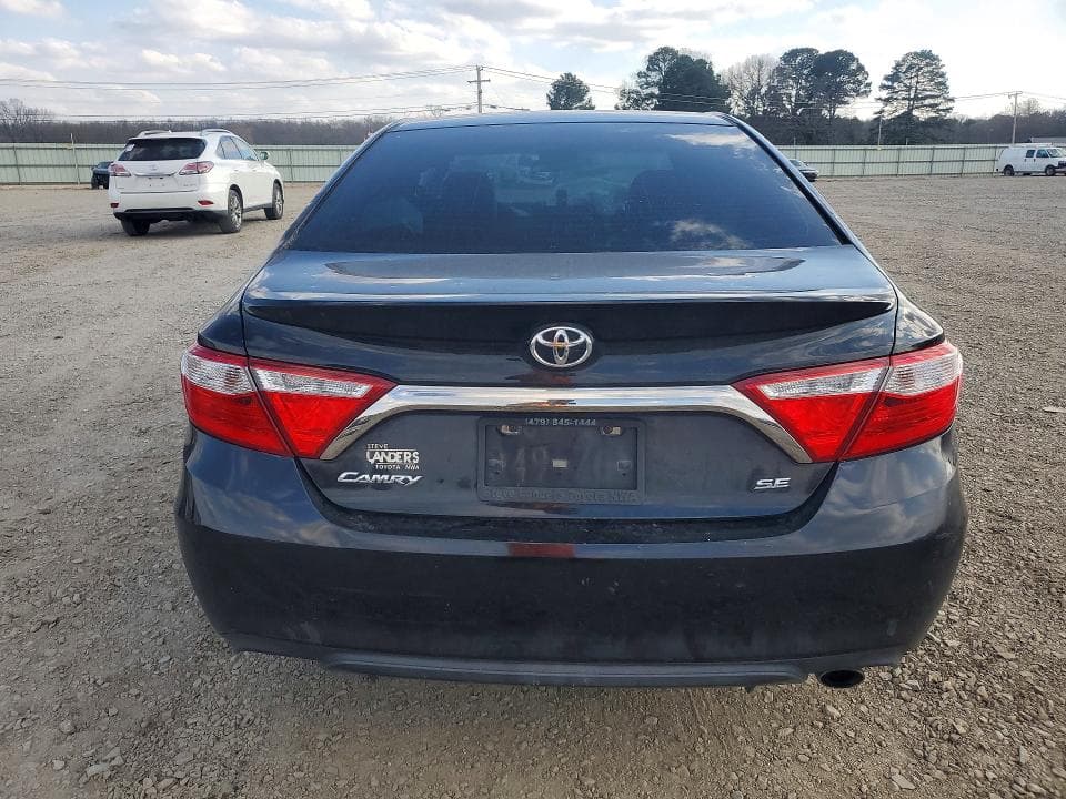 2017 TOYOTA CAMRY SE SE 6