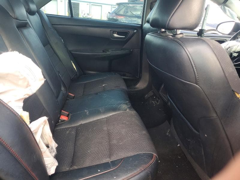 2017 TOYOTA CAMRY SE SE 10