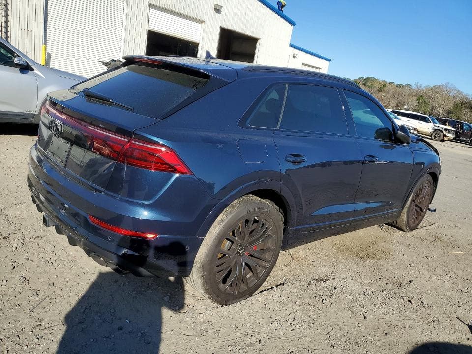 2025 AUDI SQ8 PRESTIGE 3