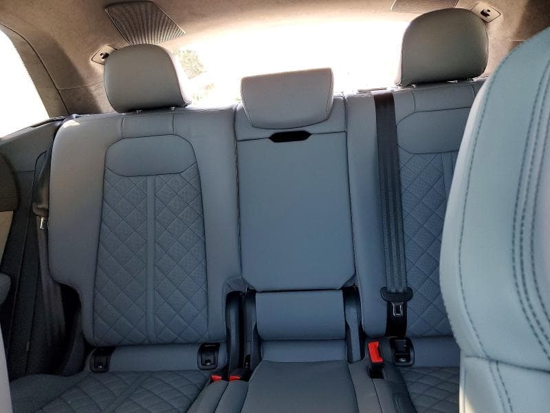 2025 AUDI SQ8 PRESTIGE 10