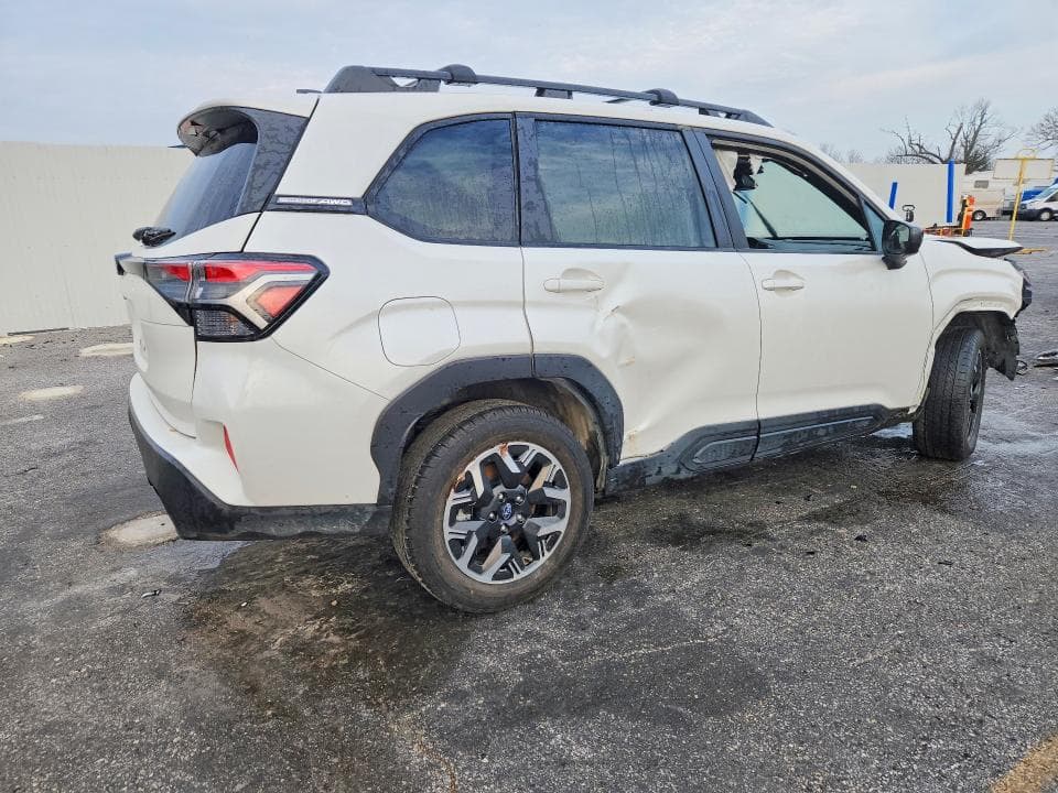 2025 SUBARU FORESTER PREMIUM 3