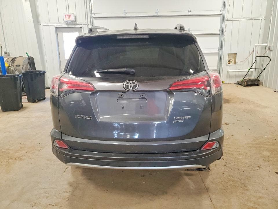 2018 TOYOTA RAV4 LIMITED 6
