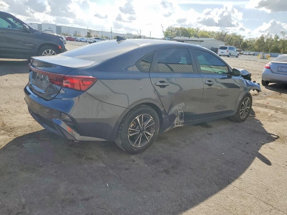 2024 KIA FORTE LXS 3