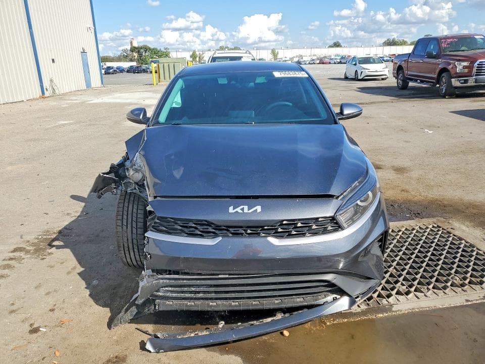 2024 KIA FORTE LXS 5
