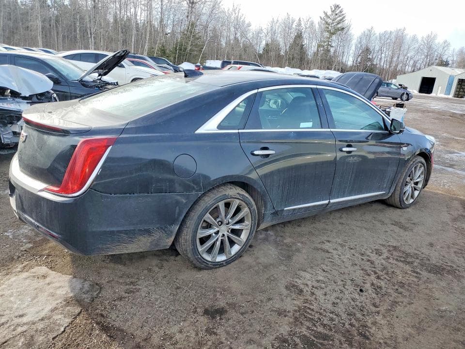 2018 CADILLAC XTS 3