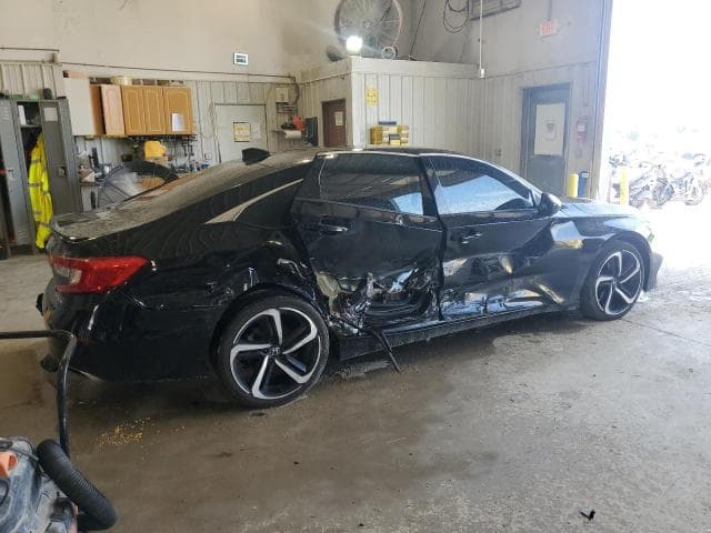 2018 FORD SEDAN 3