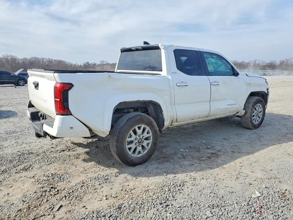 2025 TOYOTA TACOMA SR5 SR5 3