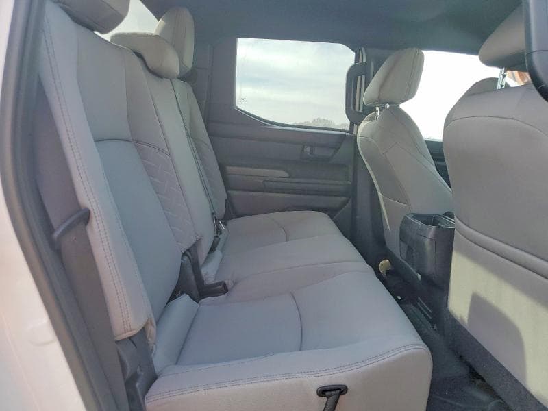 2025 TOYOTA TACOMA SR5 SR5 10