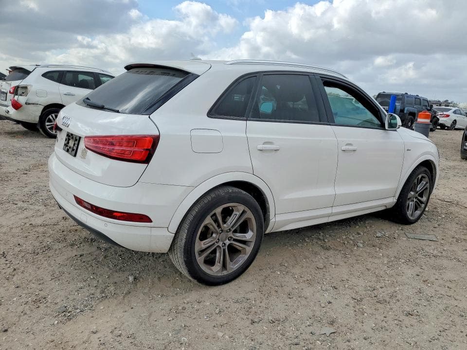 2018 AUDI Q3 PREMIUM PREMIUM 4