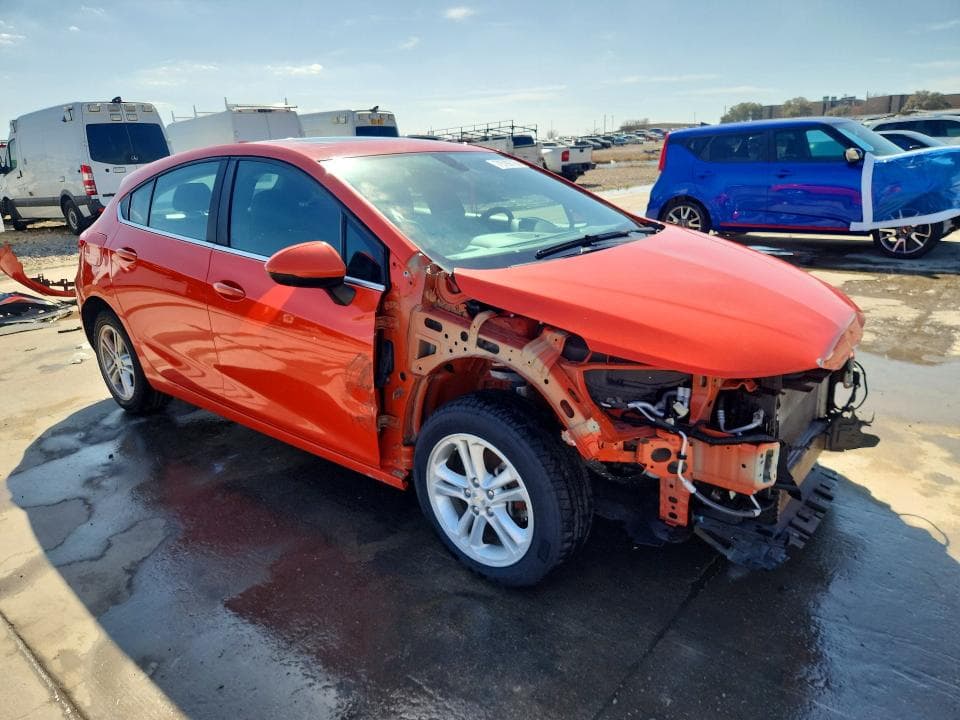 2018 CHEVROLET CRUZE LT LT 4