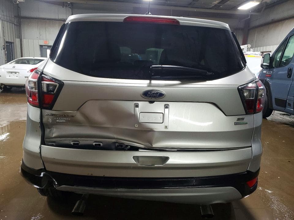 2017 FORD ESCAPE SE 6
