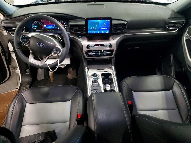 2024 FORD EXPLORER XLT 8