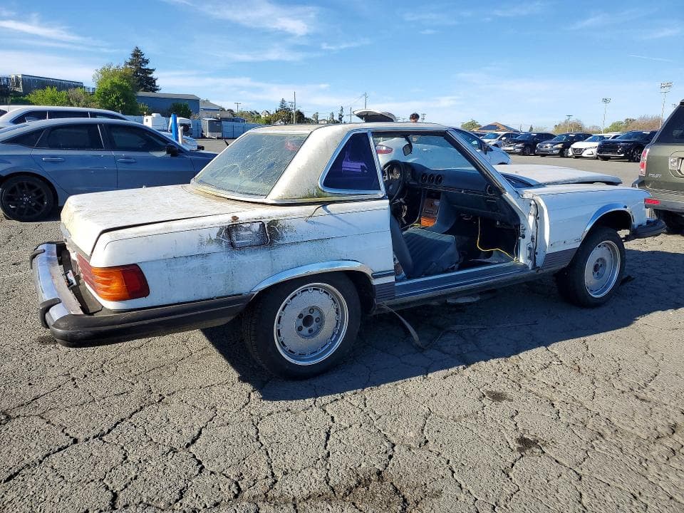 1982 MERCEDES-BENZ 380 SL SL 3
