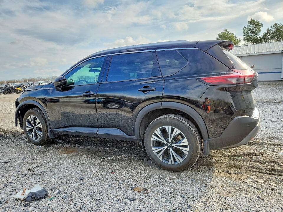 2021 NISSAN ROGUE SV 2