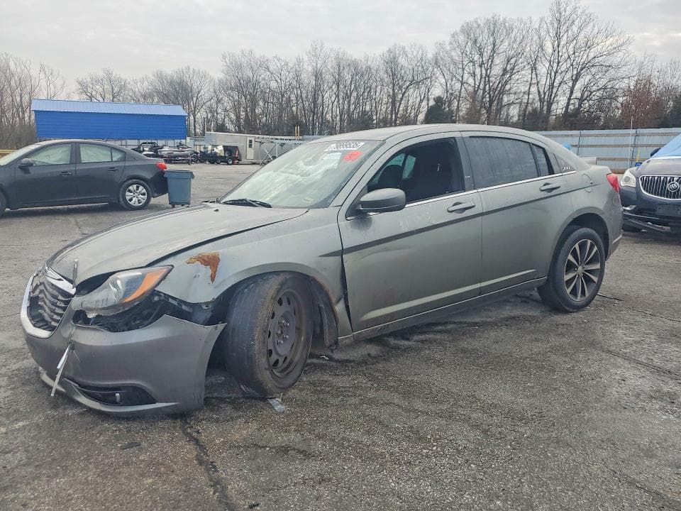 2021 CHRYSLER 200 TOURING 1