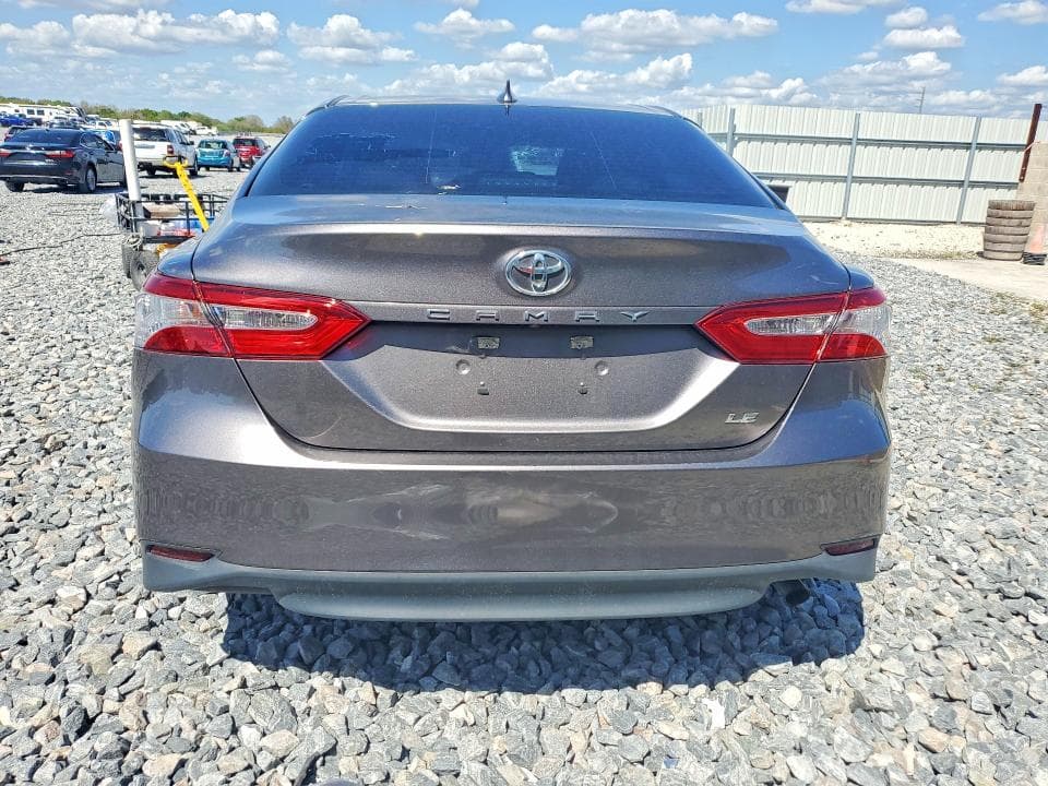 2020 TOYOTA CAMRY LE 6