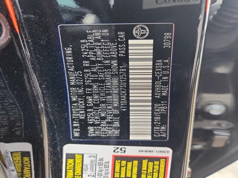 2025 TOYOTA CAMRY SE 13