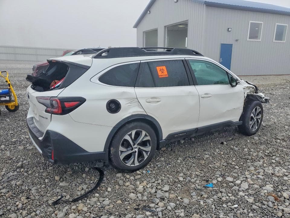 2021 SUBARU OUTBACK LIMITED 3