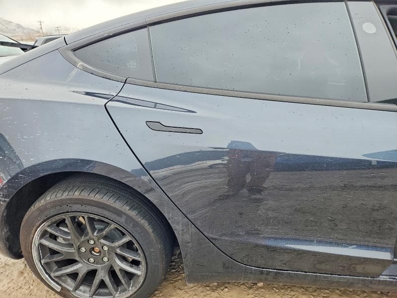 2025 TESLA MODEL 3 10