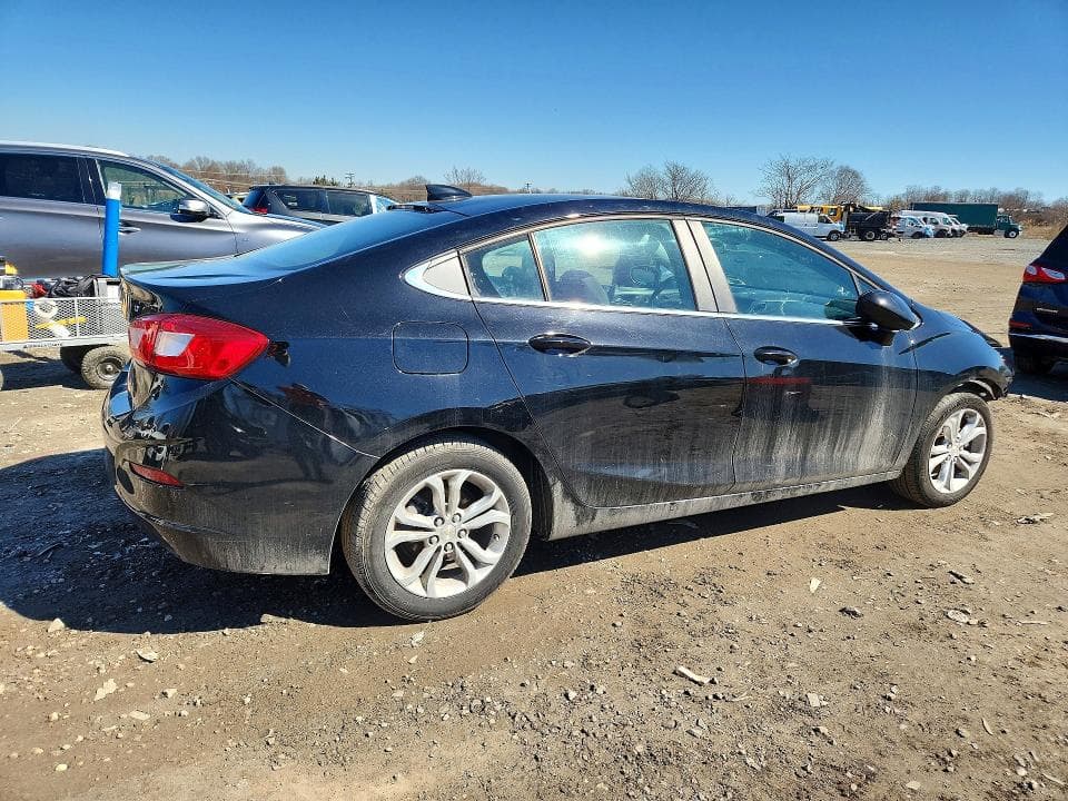 2019 CHEVROLET CRUZE LT LT 3
