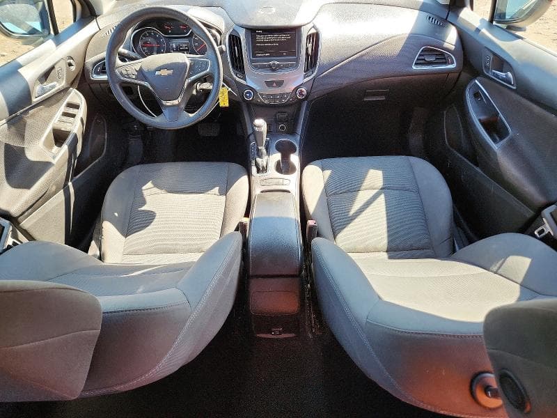 2019 CHEVROLET CRUZE LT LT 8