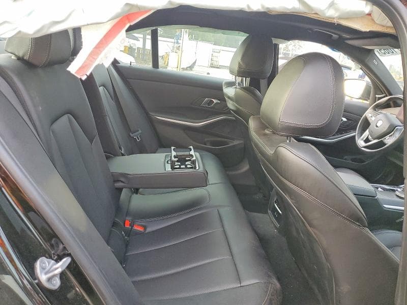2024 BMW 330I 10