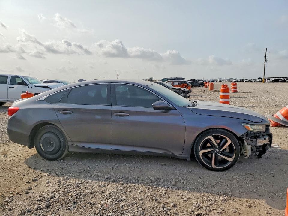2018 HONDA ACCORD SPORT 4