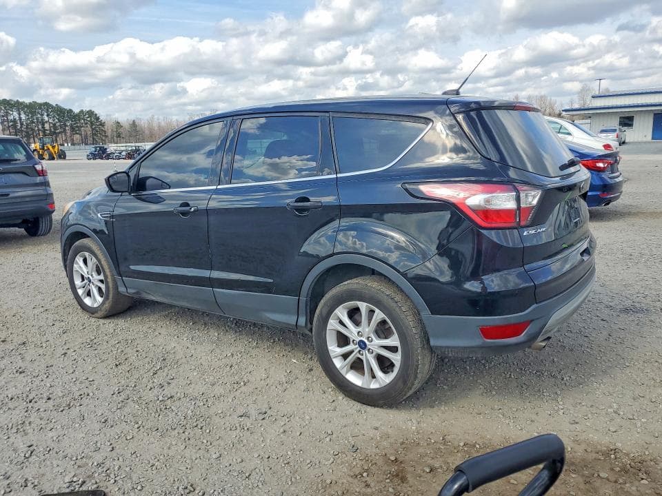 2017 FORD ESCAPE SE SE 3
