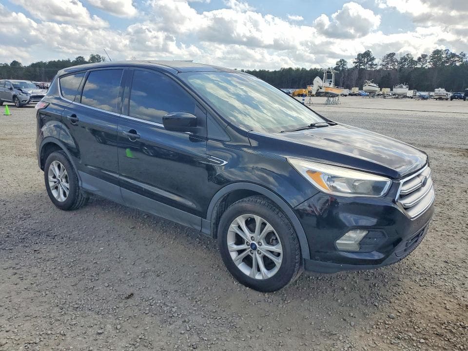 2017 FORD ESCAPE SE SE 5
