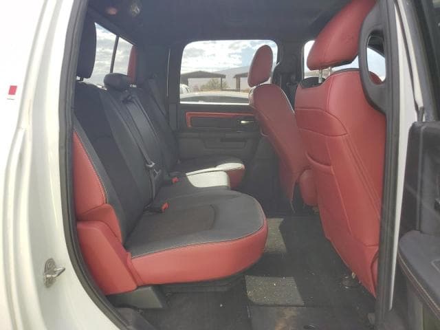 2016 RAM 1500 10