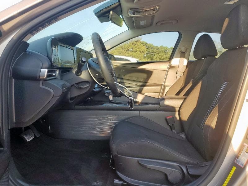 2021 HYUNDAI ELANTRA SEL 7