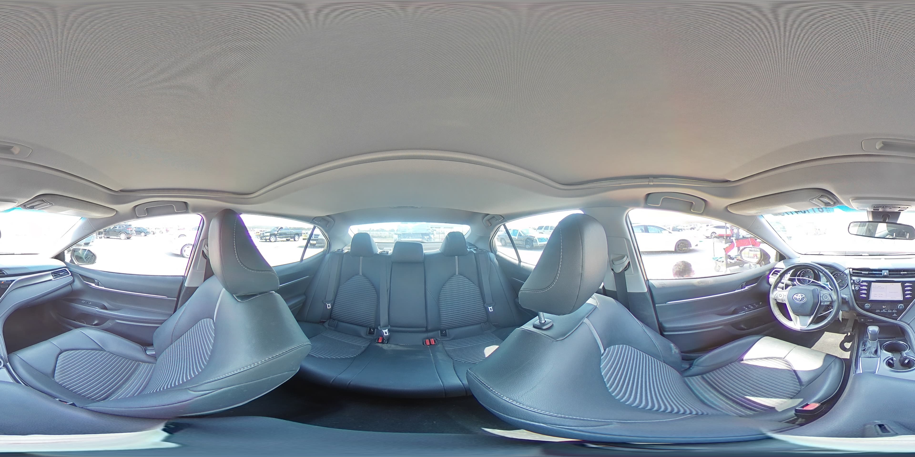 2018 TOYOTA CAMRY SE SE 14