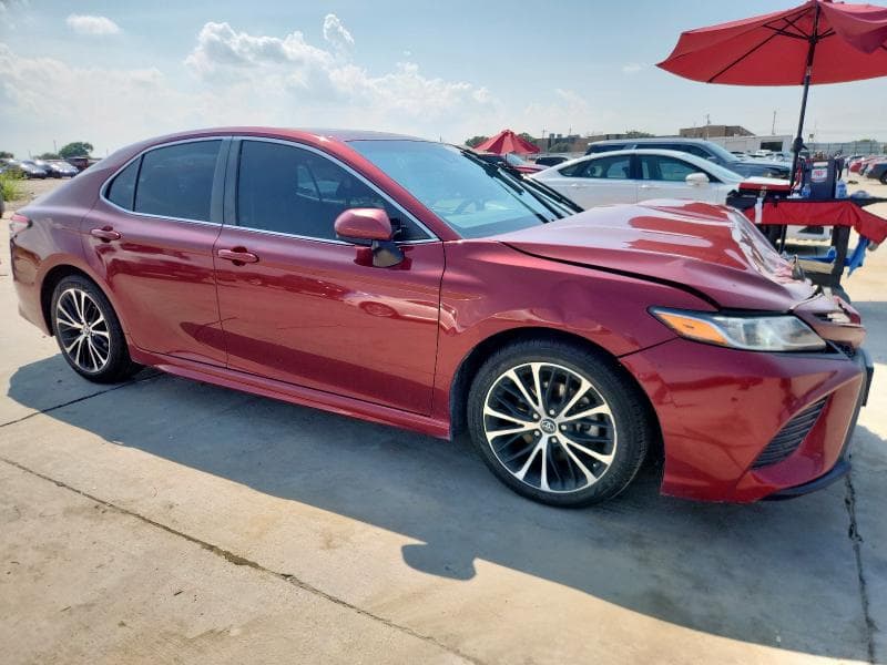 2018 TOYOTA CAMRY SE SE 4