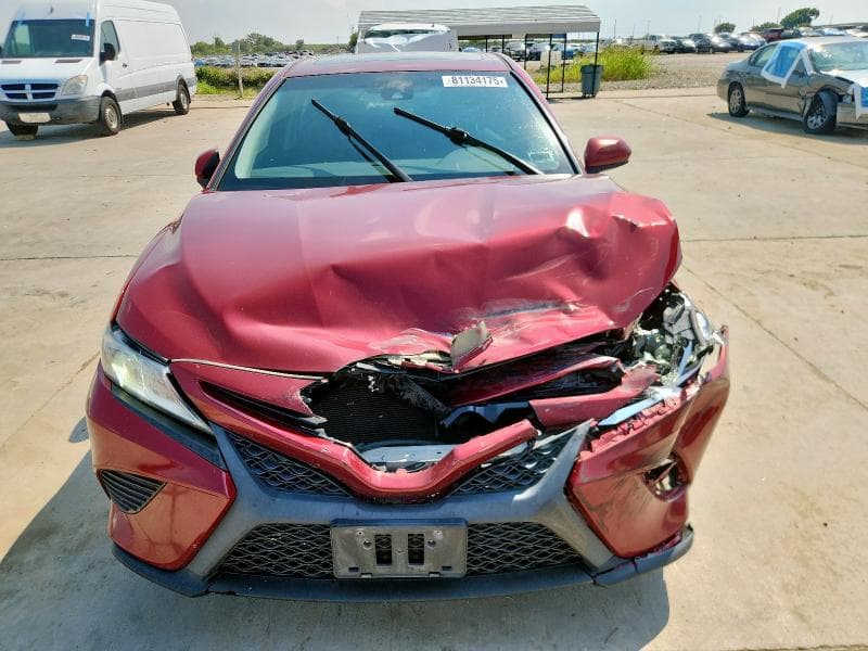 2018 TOYOTA CAMRY SE SE 5