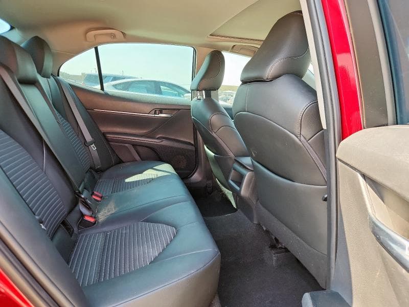 2018 TOYOTA CAMRY SE SE 10